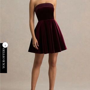 Chic Strapless Velvet Dress in Deep Burgundy
